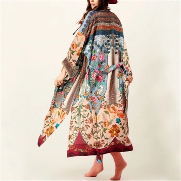 5⭐️Fave! Floral Kimono Duster - Picture 3 of 8